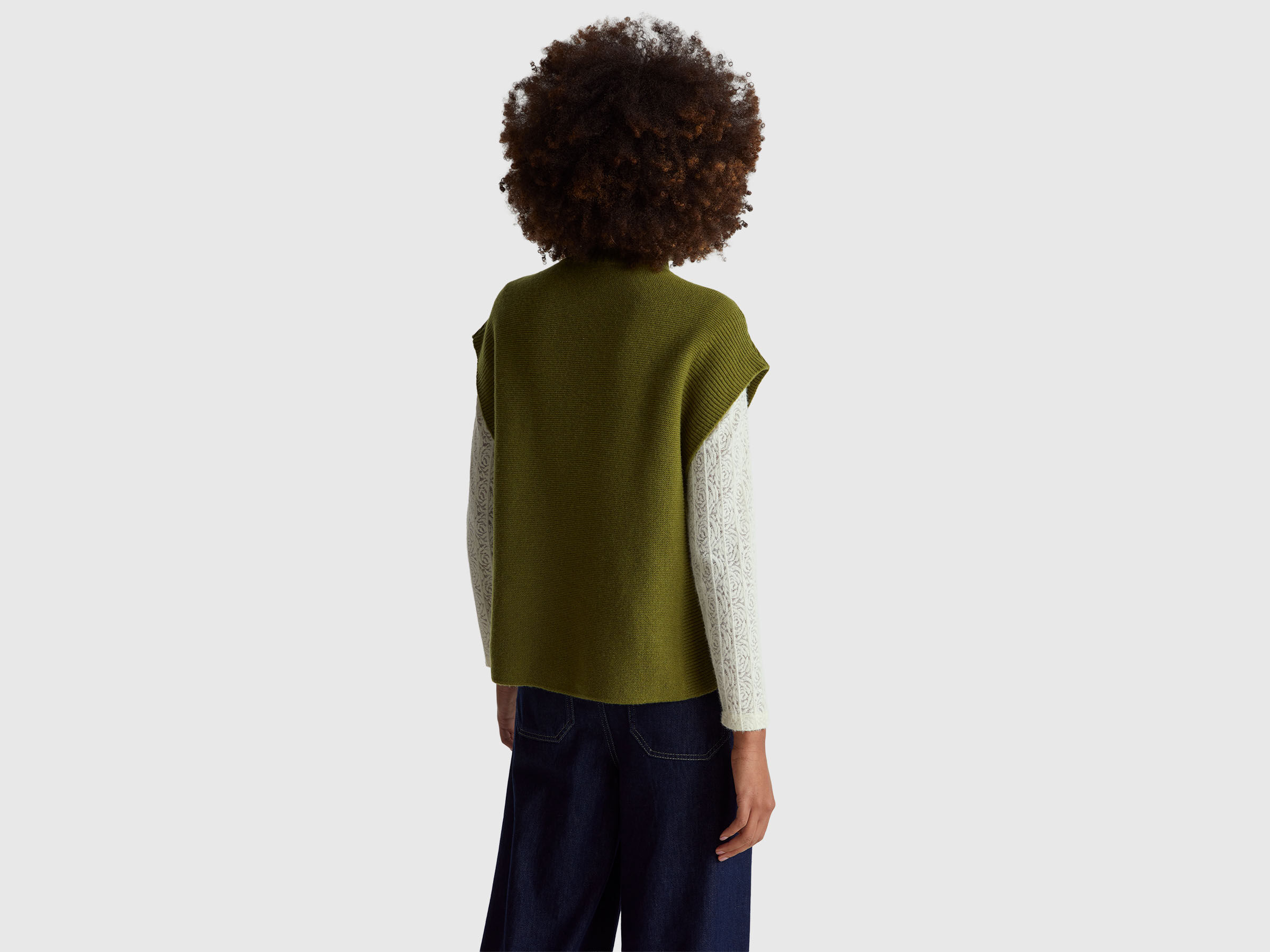 SLEEVELESS SWEATER Women image number 2